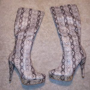 Just'Fab Snake Print Boot   -  Size 9